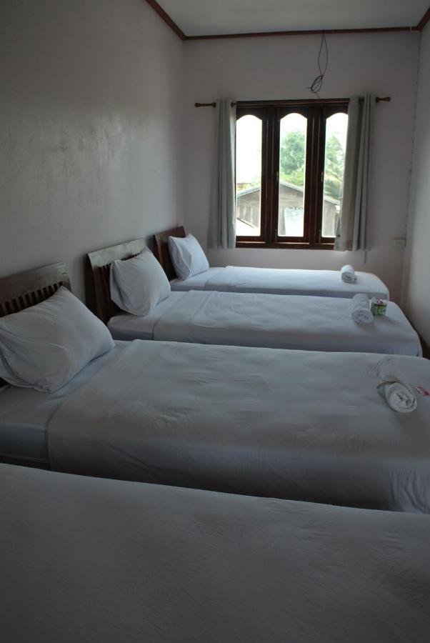 Mama Leurth Sunset Guesthouse Ban Dondét Kamer foto